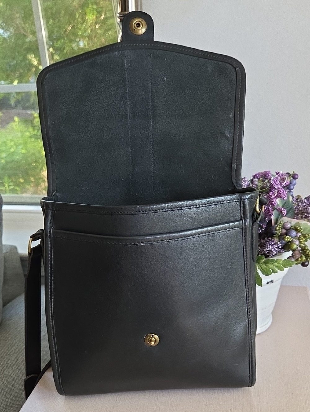 COACH Black Scout Vintage Leather Crossbody Bag 1980s - Picture 13 of 16